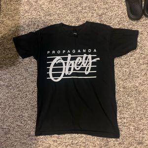 Obey men’s t-shirt